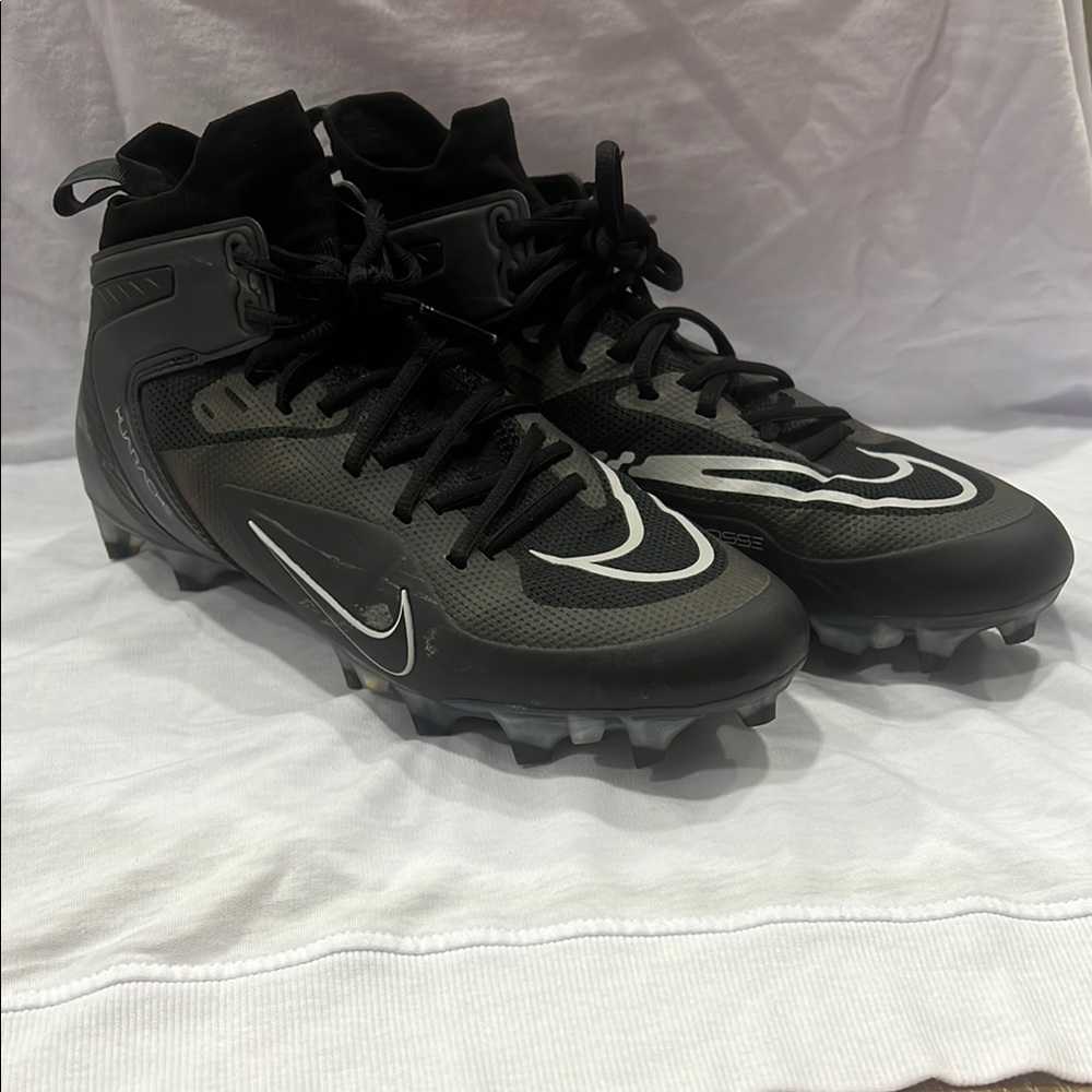 Nike Men's Black Football Cleats